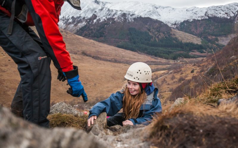 Loch Eil 800x500-climbing-female