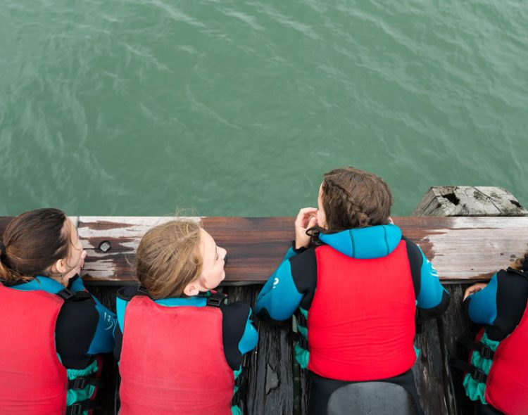 Aberdovey-girls-jetty-jump-group-archive-700x550